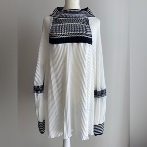 Free People Slouchy Tunic Black and White Size Medium